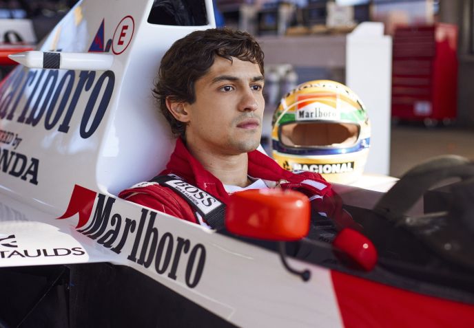 Gabriel Leone dará vida ao piloto brasileiro em "Senna" / Alan Roskyn Netflix