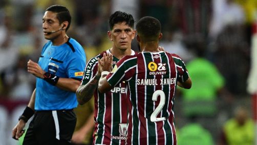 Germán Cano comemorando gol sobre o Colo-Colo pela Libertadores