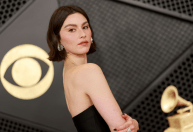 Gracie Abrams é escolhida Artista Revelação no AMAs 2025