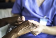 Tratamentos para Parkinson: quais são as novas opções no Brasil