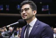 União Brasil deixa Kim Kataguiri de fora de vídeo com pré-candidatos; deputado mantém campanha