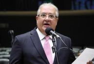 Relator diz à CNN que fará mudanças no PL dos aplicativos enviado pelo governo