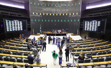Sessão plenária da Câmara dos Deputados