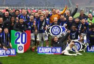 Campeã italiana: Inter de Milão vence rival Milan e volta a conquistar a Serie A