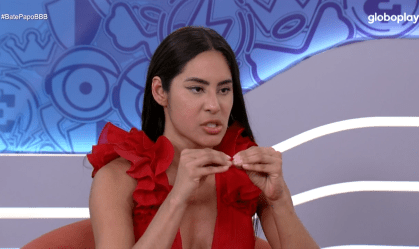 Isabelle, terceira colocada no BBB 24, participou do Bate-Papo BBB na madrugada desta quarta-feira (17)