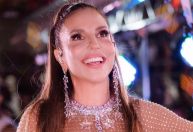 Ivete Sangalo faz show surpresa em trem durante viagem ao Peru; veja