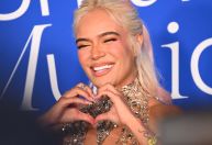 Karol G e Feid levam seis prêmios e dominam Latin AMAs; veja vencedores