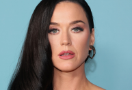 Ariana Grande é a melhor cantora da geração, diz Katy Perry