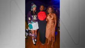 Ex bbbs Pitel , Leidy Elin e Hana Khalil se encontram ao prestigiar desfile do Rafael Caetano no SPFW