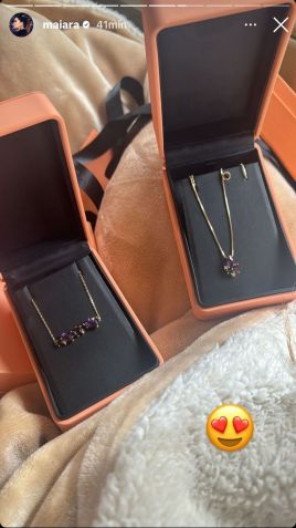 Maiara recebeu um colar e uma pulseira que juntos somam quase R$ 10 mil / Reprodução/Instagram
