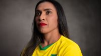 Marta é eleita a melhor da história do futebol pelo IFFHS