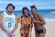 Fora do BBB24, MC Binn, Luigi e Leidy Elin curtem praia no Rio