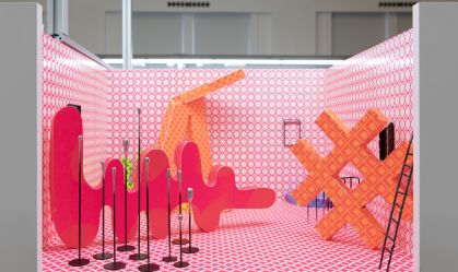 Feira de arte em Chicago apresenta miniaturas de grandes artistas