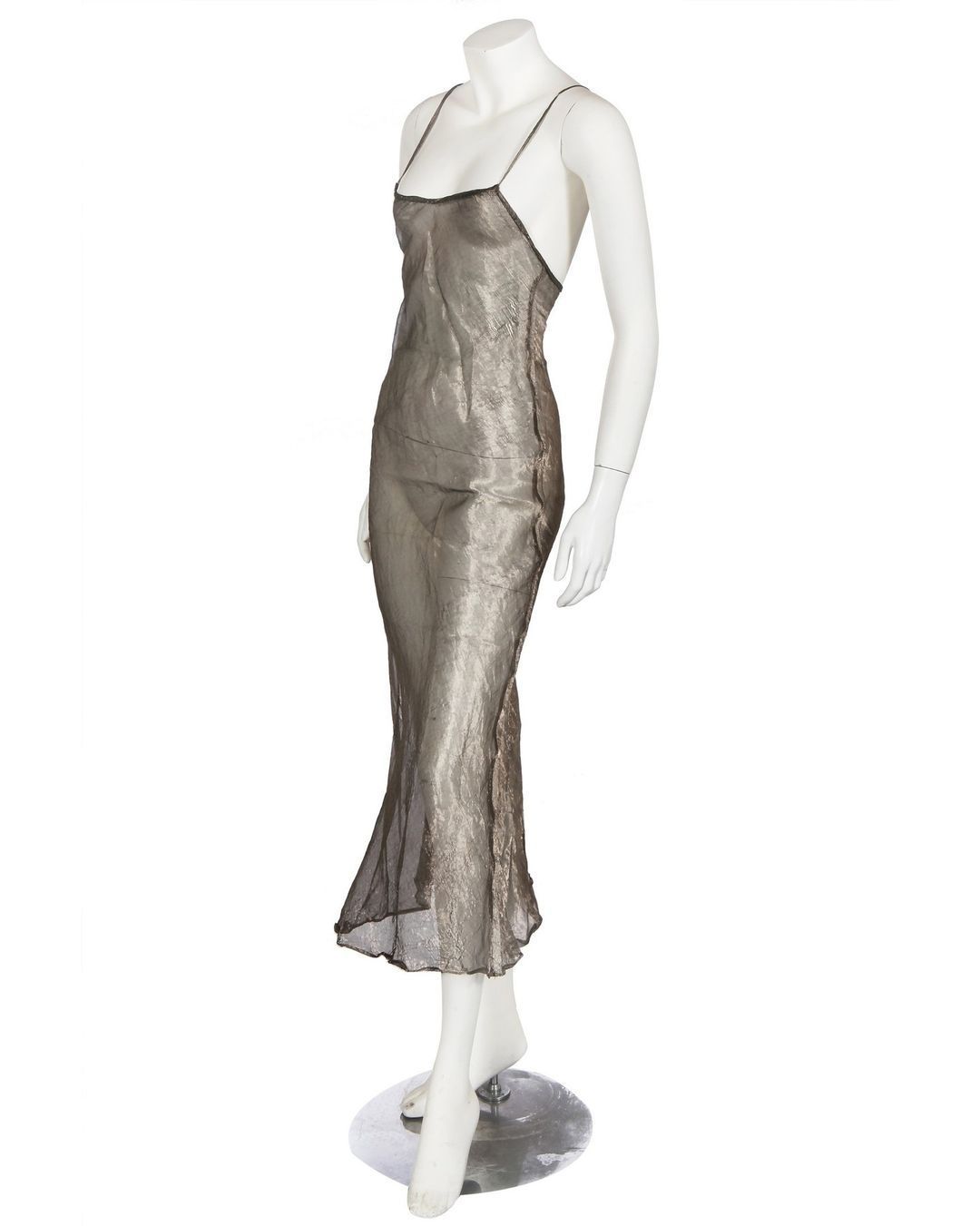 Vestido de lamê foi confeccionado por Liza Bruce./ Divulgação/ Kerry Taylor Auctions
