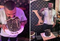 Naldo Benny comemora 45 anos com bolo de grife; veja fotos