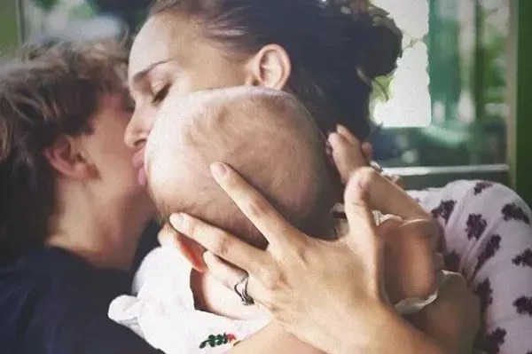Natalie Portman e seus dois filhos / Reprodução/Instagram