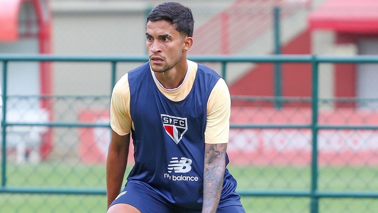 Rodrigo Nestor em treino do São Paulo