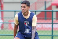 Nestor se recupera de lesão e reforça São Paulo para jogo na Libertadores
