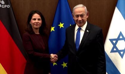Ministra da Alemanha pede "prudência" ao visitar Israel