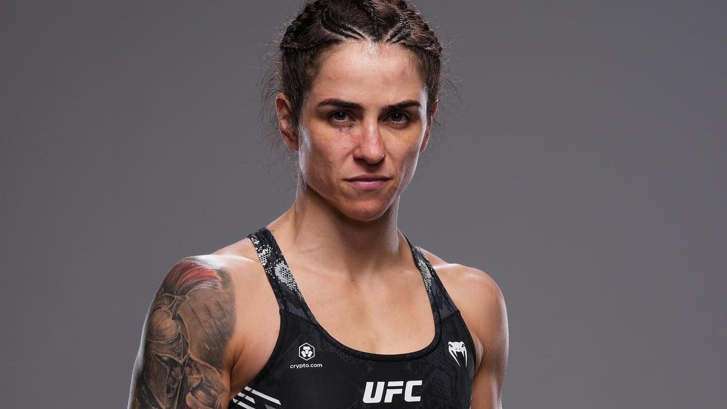 Mineira, Norma Dumont é lutadora do UFC