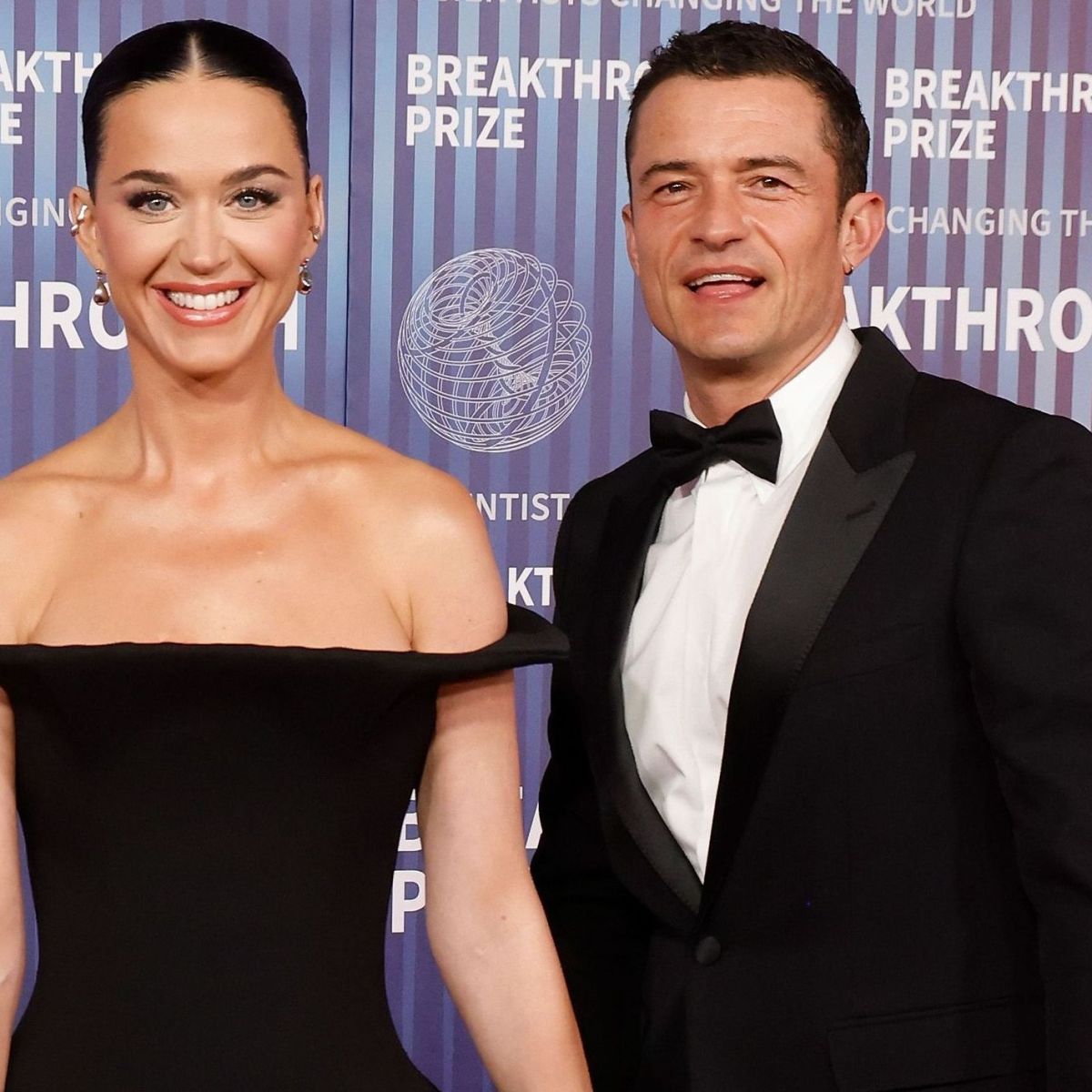 Rus tilida yangi universitet yotoqxonasi porno parodiya Milena Velba ishtirokidagi porno film