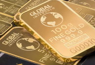 Ouro fecha em queda e perde força diante da valorização do dólar