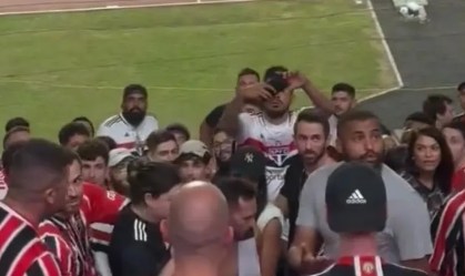 Suposto palmeirense é agredido na arquibancada do Morumbis
