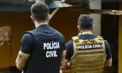 Dupla é presa em flagrante depois de sequestrar três mulheres