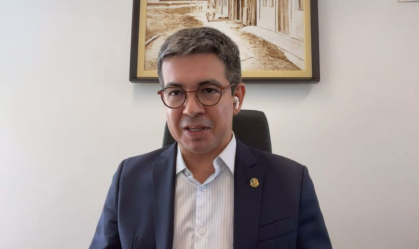 Randolfe Rodrigues em entrevista à CNN