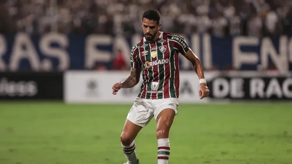 renato august fluminense