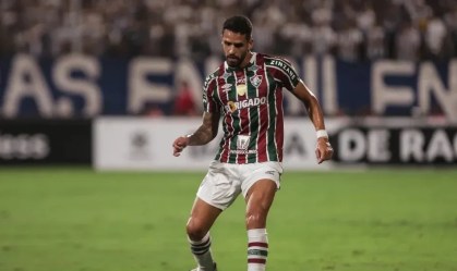 renato august fluminense