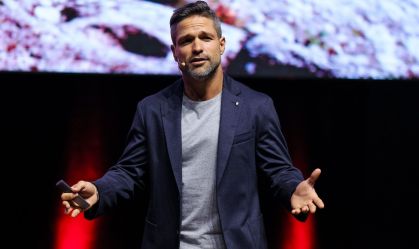 Ídolo do Flamengo, Diego Ribas fará palestra em Harvard