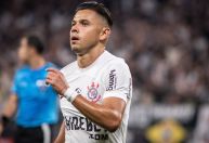 Romero faz história, e Corinthians goleia Nacional-PAR pela Sul-Americana