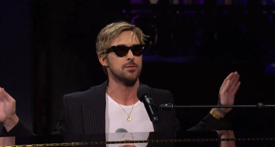 Ryan Gosling apresentou o "Saturday Night Live" nesta temporada • Reprodução/X