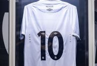 Santos “guardará” camisa 10 até garantir retorno à Série A do Brasileirão