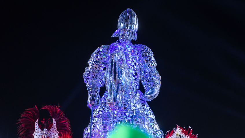 Carro alegórico em homenagem a São Jorge feito pela Vila Isabel em 2023 / Diego Mendes/Rio Carnaval