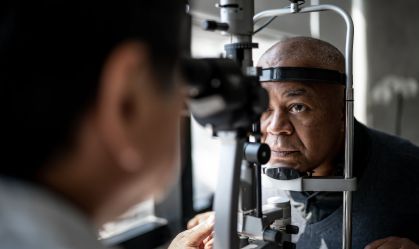 Saúde dos olhos pode indicar risco de Alzheimer com 12 anos de antecedência