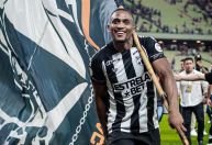 Clube japonês recusa acordo, e Ceará continua proibido de contratar
