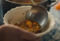 Empresa lança sopa vegana projetada por IA sabor tartaruga