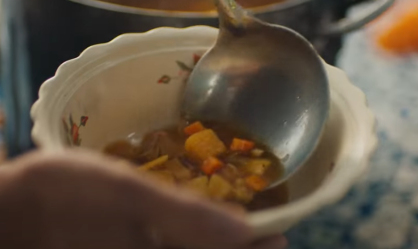 Empresa lança sopa vegana projetada por IA sabor tartaruga