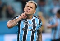 Soteldo é oferecido ao Corinthians, que vê negócio distante