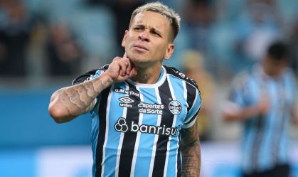 Dirigente do Atlético-MG admite proposta por Soteldo e fala sobre interesse