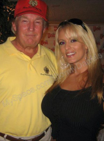 Donald Trump e Stormy Daniels em 2006 / Reprodução/Redes sociais