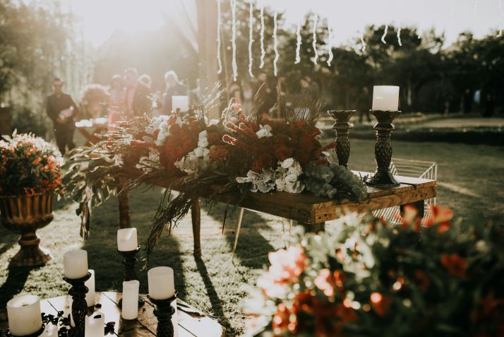 Decoração em tons terrosos / Reprodução/ Unsplash / Reprodução/ Unsplash