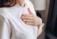 Tumor de esôfago: conheça os sintomas e formas de tratamento