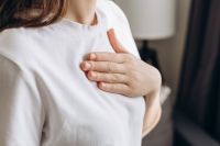 Tumor de esôfago: conheça os sintomas e formas de tratamento