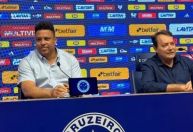 Fim da era Ronaldo no Cruzeiro: Pedro Lourenço assina compra da SAF do clube