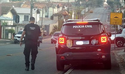 Polícia cumpriu mandados de prisão e de busca e apreensão