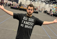 CCXP 2024 confirma vinda de Vincent Martella para todos os dias do evento