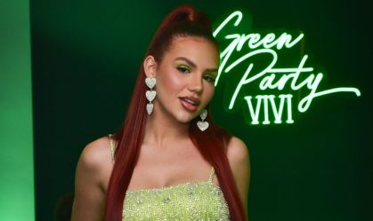 Vivi Wanderley celebra 23 anos em São Paulo